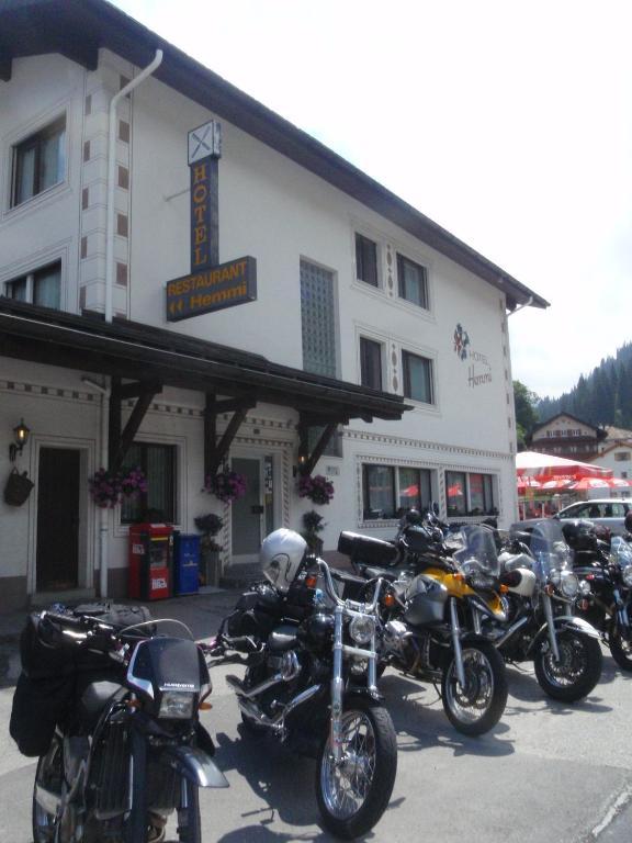 Hotel Restaurant Hemmi 楚尔瓦尔登 外观 照片